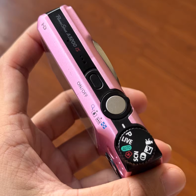 Canon PowerShot A3200 IS 14.1MP 4x Optical Zoom Compact Digital