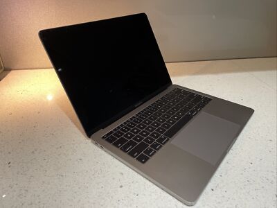 Apple 2017 MacBook Pro 13