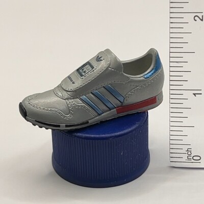 MICROPACER Adidas Sneakers Shoes Mini Figures Bottle Cap Classic