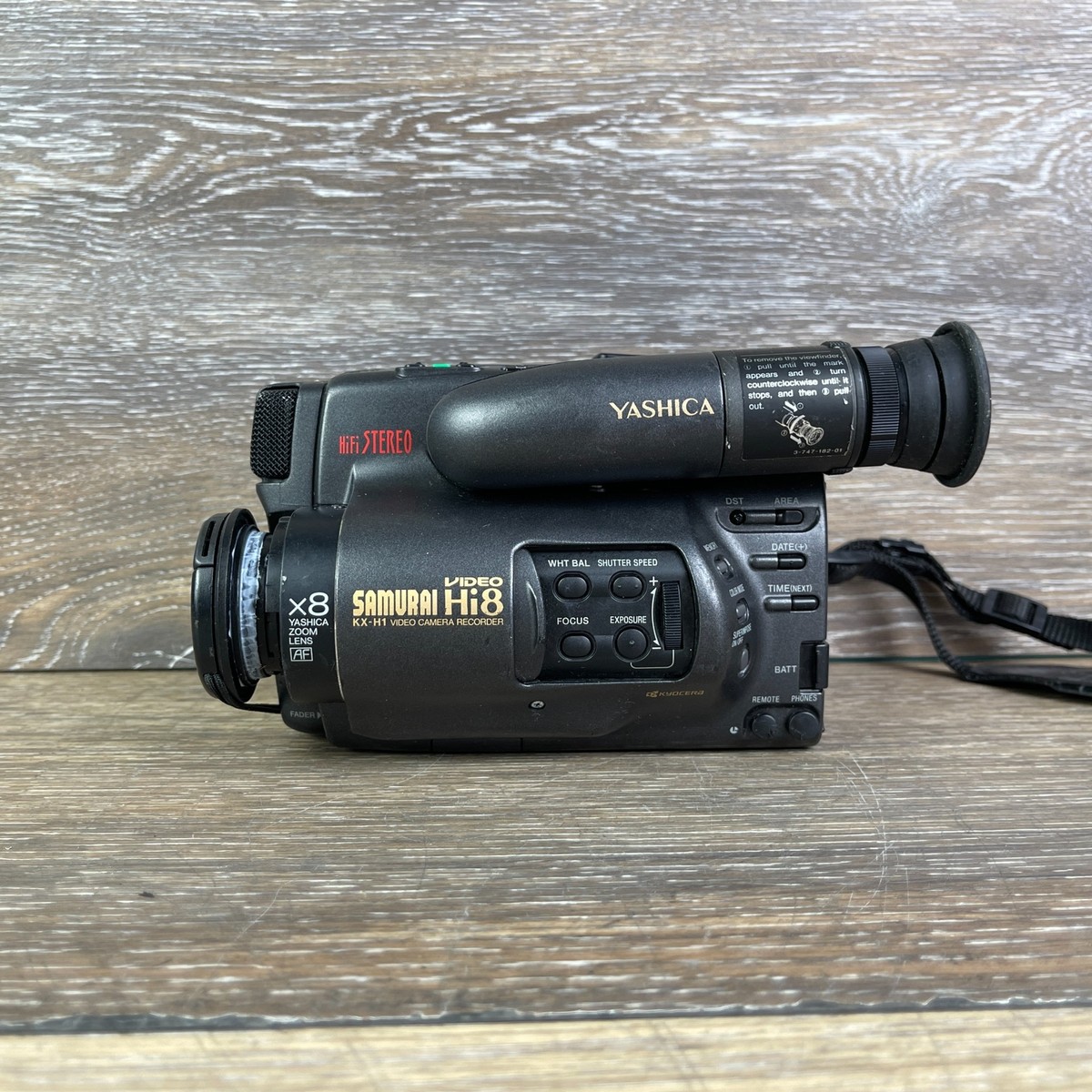 Kyocera Yashica Samurai Video 8 KX-H1U Black Handheld Compact