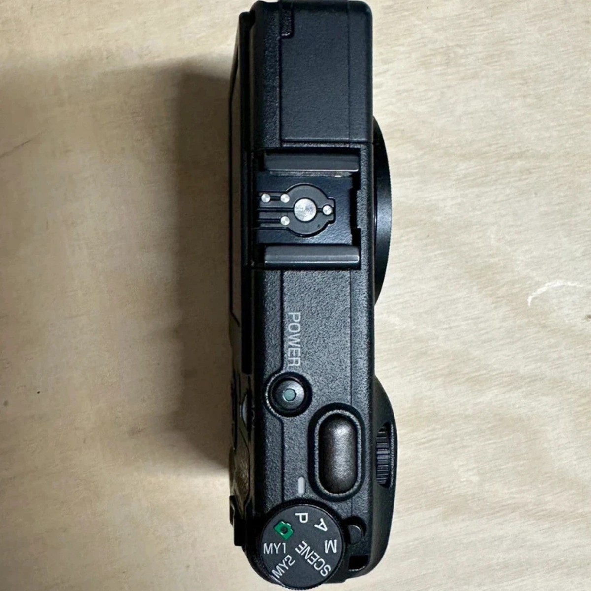 Ricoh GR Digital II GRD2 Compact Digital Camera Built-in Flash