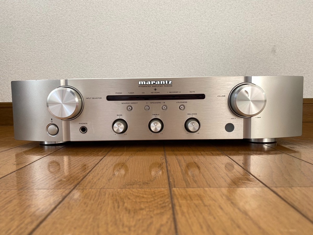 Marantz PM5005 Integrated Amplifier Silver Used Good Working Free