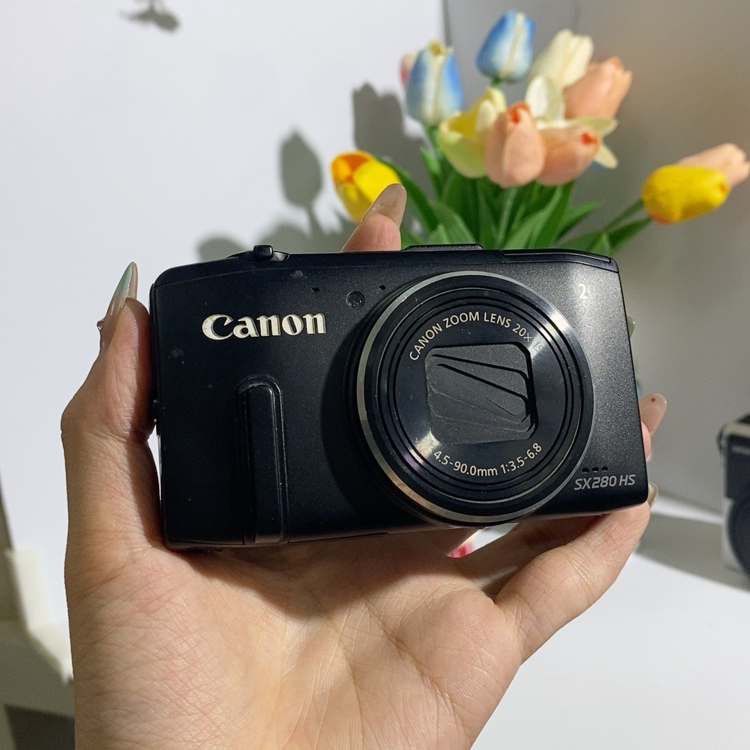 Canon Powershot SX280 HS Digital Camera 12.1MP 20x Optical Zoom