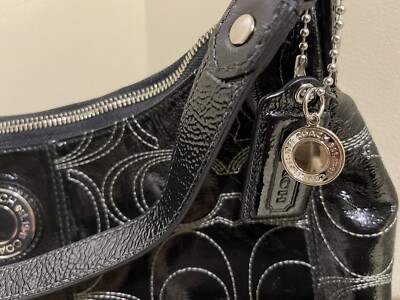 COACH SIGNATURE STITCHED BLACK PATENT LEATHER HOBO BAG STYLE
