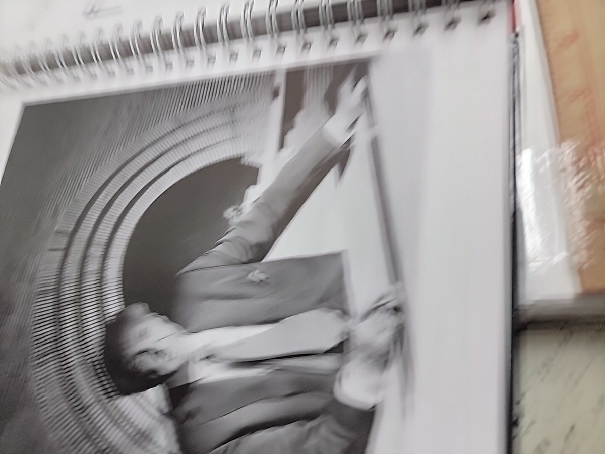 Frank Lloyd Wright : A Gatefold Portfolio (1997, Hardcover