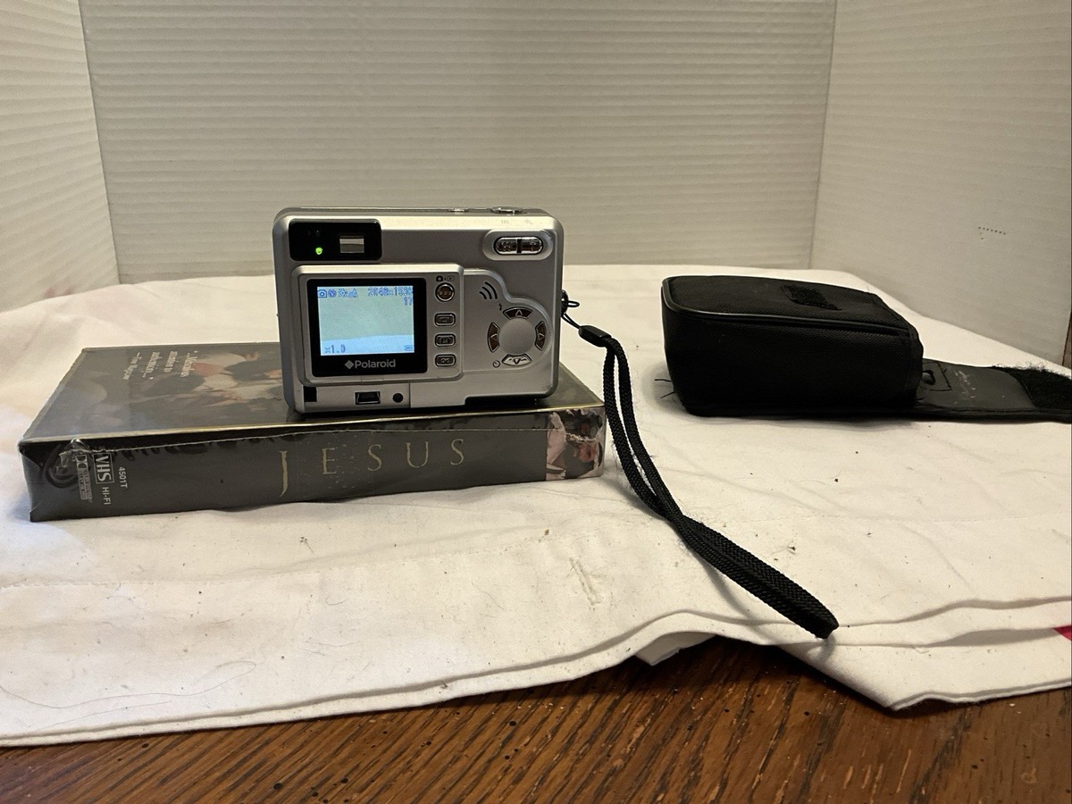 Polaroid Pdc 4055 Digital Camera 4.2 MP Lightweight Compact