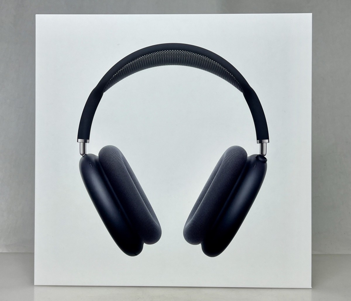 OPEN BOX - Apple AirPods Max USB-C Headphones - Midnight - MWW43AM