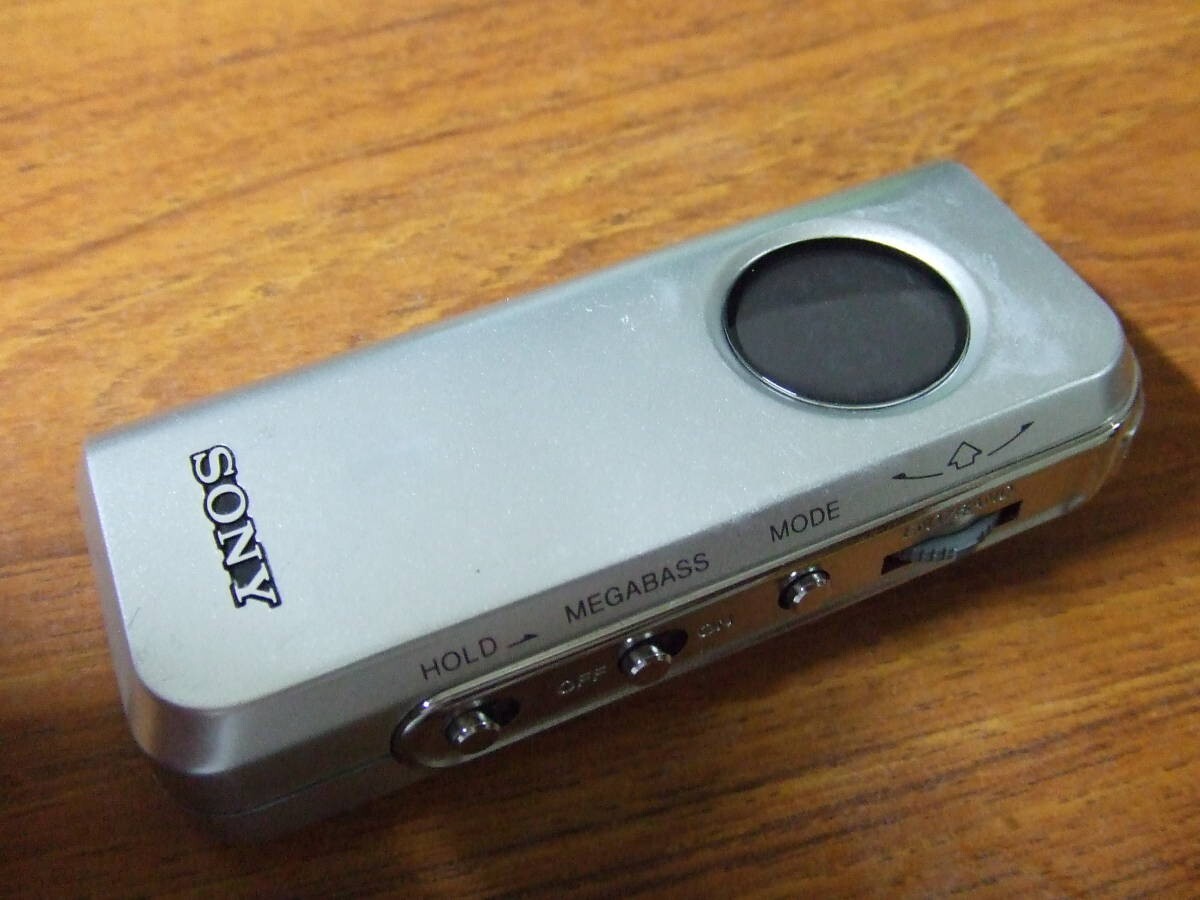 SONY SRF-M98 Synthesized Tuning Small Portable AM FM Radio from