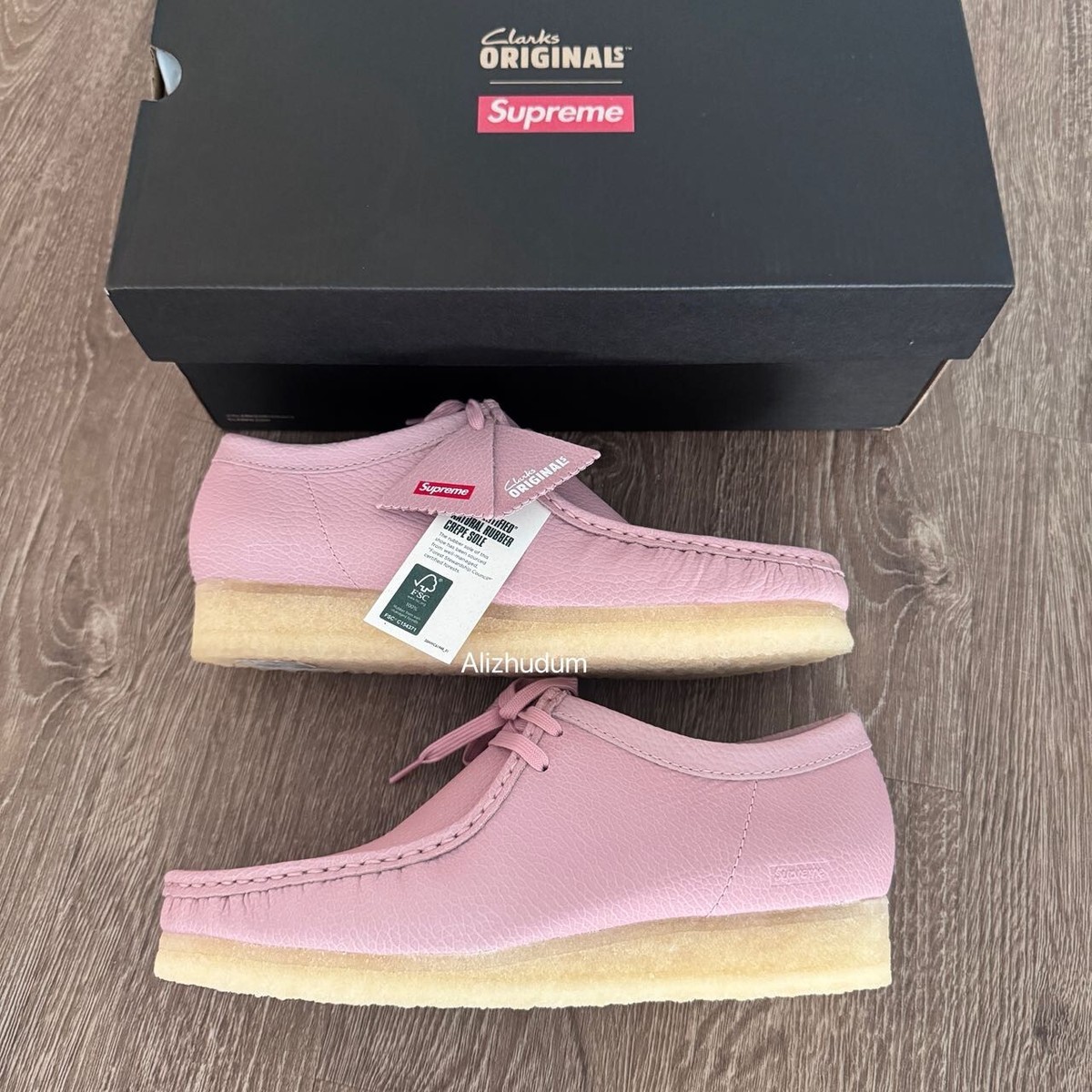 SUPREME SS25 CLARKS ORIGINALS REFLECTIVE WALLABEE 3M PINK SZ 9