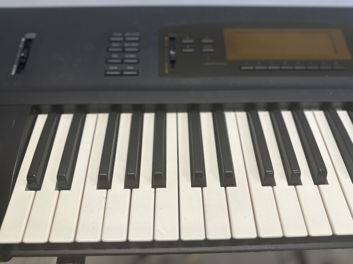 Korg 01/WFD Keyboard Synthesizer (Read Description) | eBay