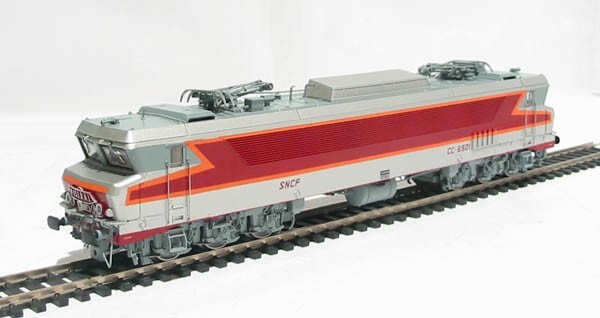 Jouef HJ2000 Cc 6501 Before Series Livery Grand Confort Inox / Red
