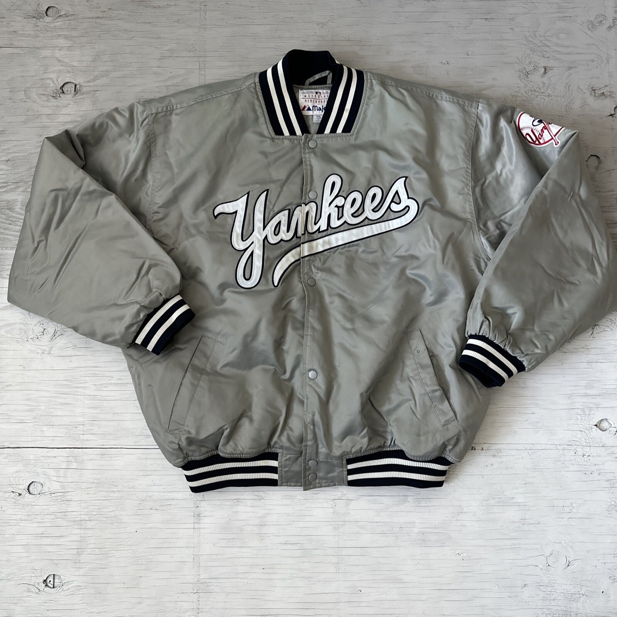 Vintage 90s MLB New York Yankees majestic Satin Bomber baseball