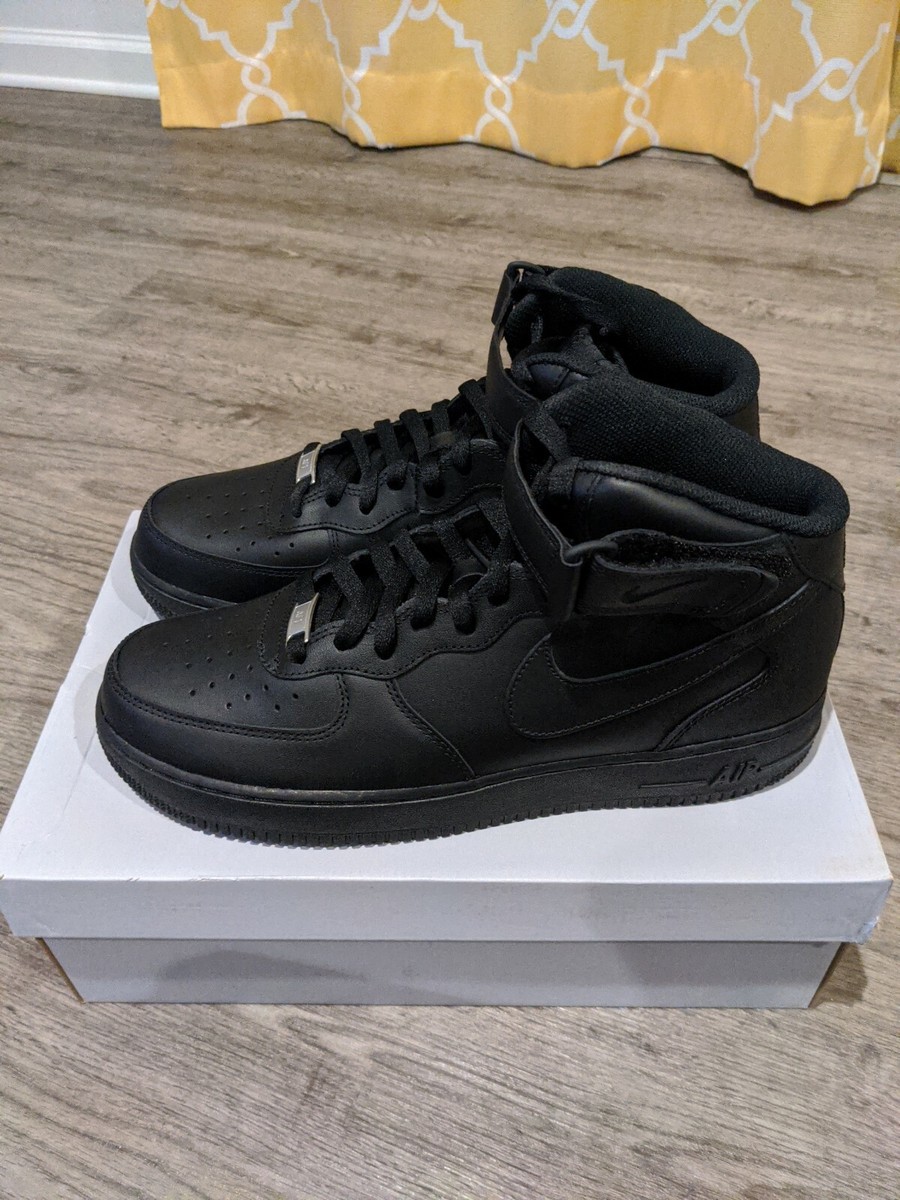 Men's Size 11.5- Nike Air Force 1 Mid '07 Triple Black 2021