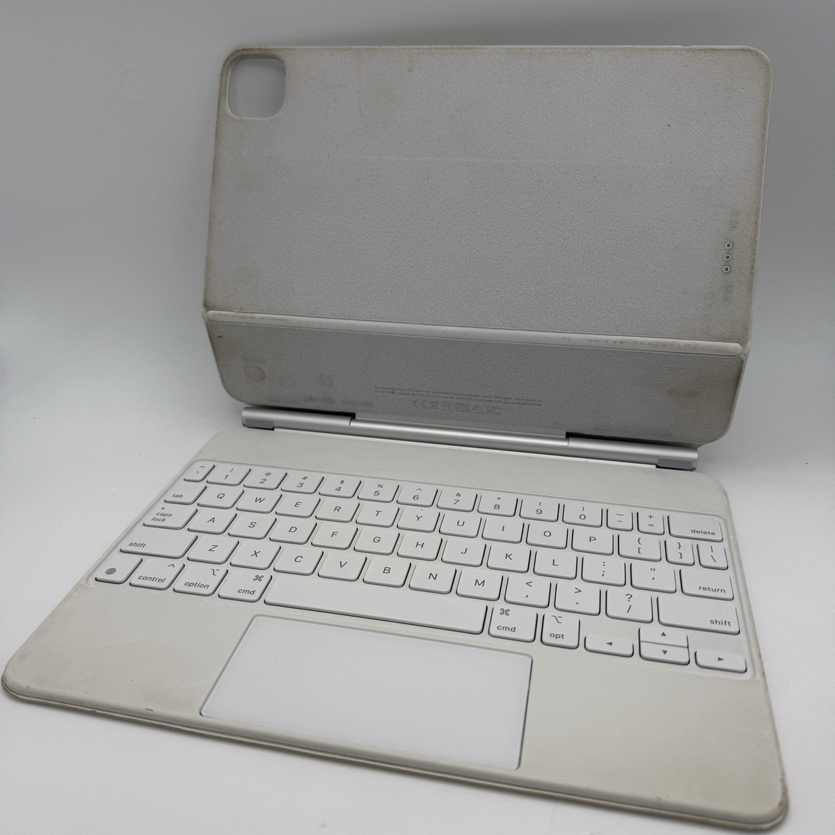 Apple Magic Keyboard 11