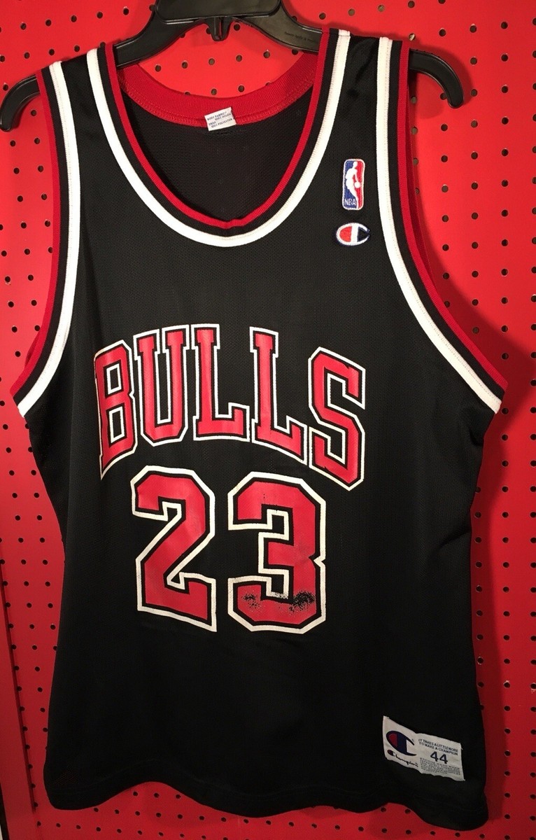 VTG 90s CHAMPION MICHAEL JORDAN #23 BLACK JERSEY NBA MENS L (44