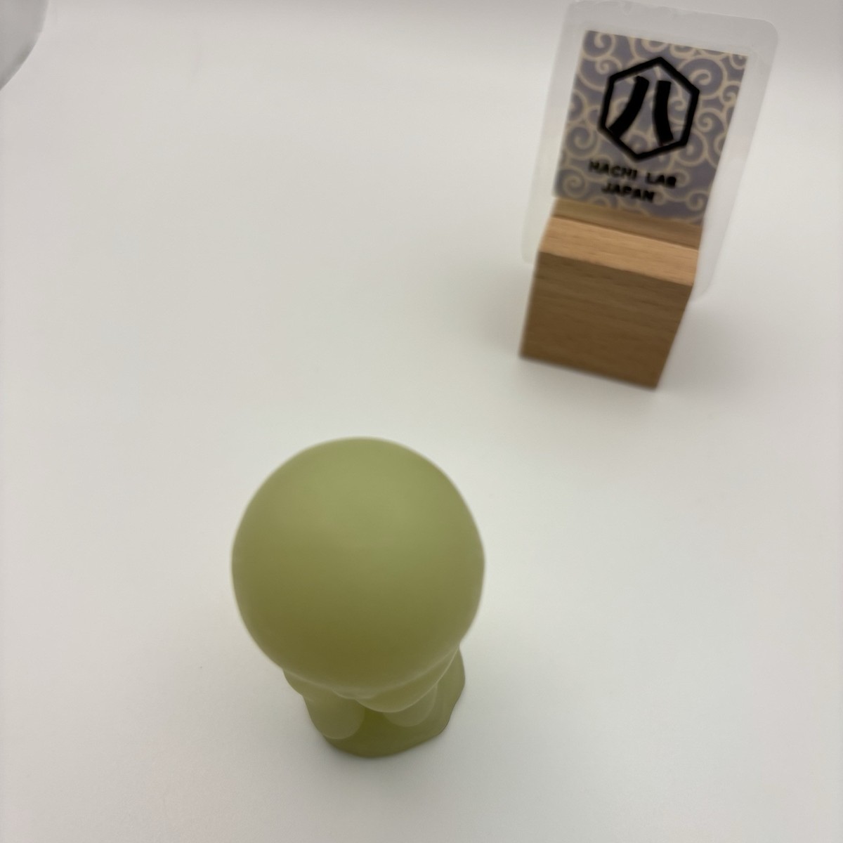 SMISKI Series3 Secret Thinker think GLOW IN THE DARK Figure Japan