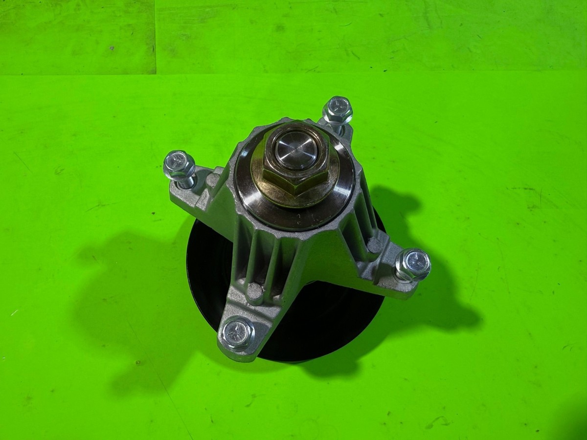 NEW Cub Cadet 918-06978 Spindle Assembly RZT54 XT1 XT2 ST54 GX54