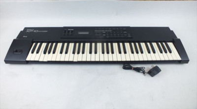 Roland XP-10 Synthesizer Black keyboard Music Instruments | eBay