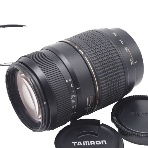TAMRON Telephoto Zoom Lens AF 70-300mm F4-5.6 Di LD MACRO 1:2