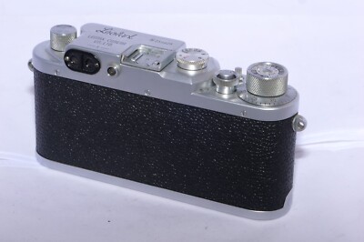 Leotax F vintage rangefinder camera. Circa 1954. Tokyo Opt. Simlar