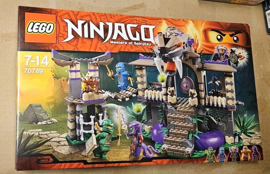 LEGO NINJAGO: Enter the Serpent (70749) for sale online | eBay