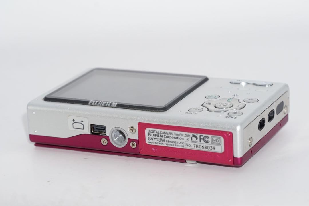 Fujifilm FinePix Z5 Pink Digital Camera Compact Japan Tested Rare