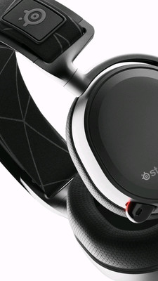 SteelSeries Arctis 7 Black Wireless Headset - Model (HS-00013TX