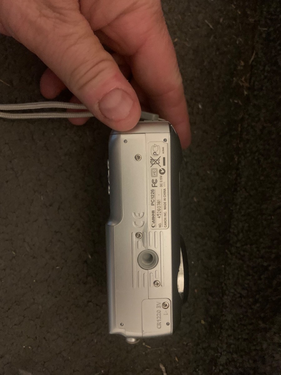 Canon Powershot A460 5.0MP 4x Zoom Lens Digital Camera PC1226 for