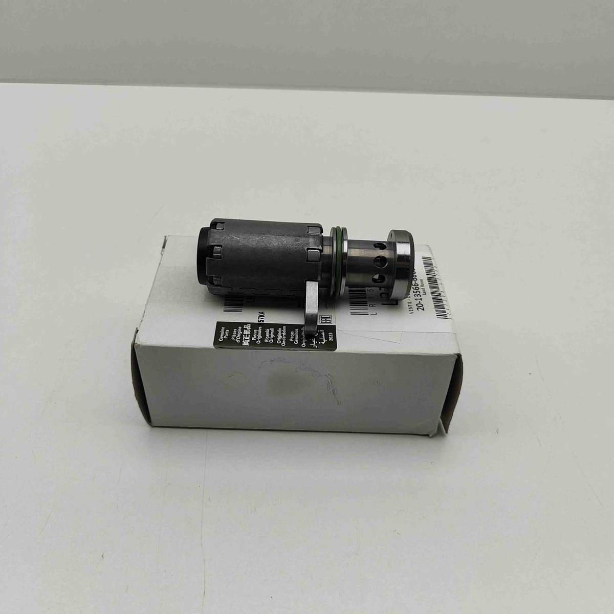 LAND ROVER RANGE ROVER VELAR L560 Piston Oil Cooling Valve