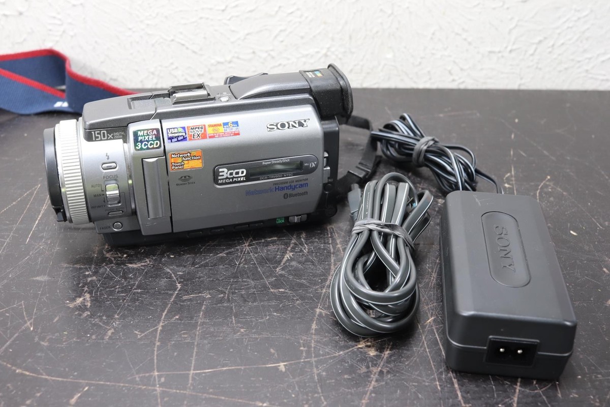 Sony Handycam DCR-TRV950 NTSC Super SteadyShot DVCR No Battery