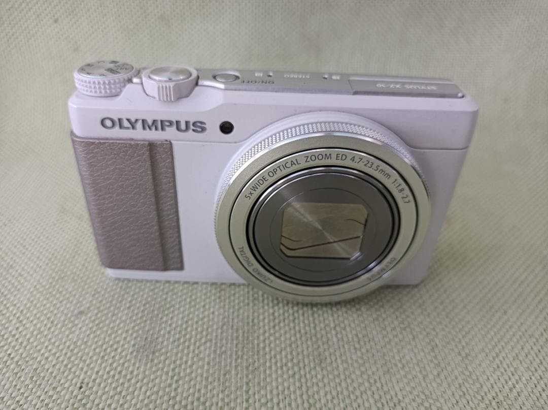Olympus Stylus XZ-1 10.0MP Digital Camera - Black (XZ1) for sale