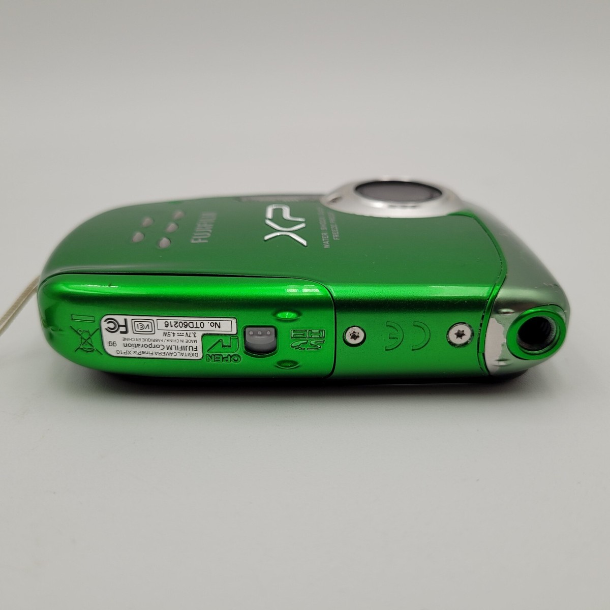 Fuji Finepix XP10 12.2MP Digital Camera Green Parts Only Read