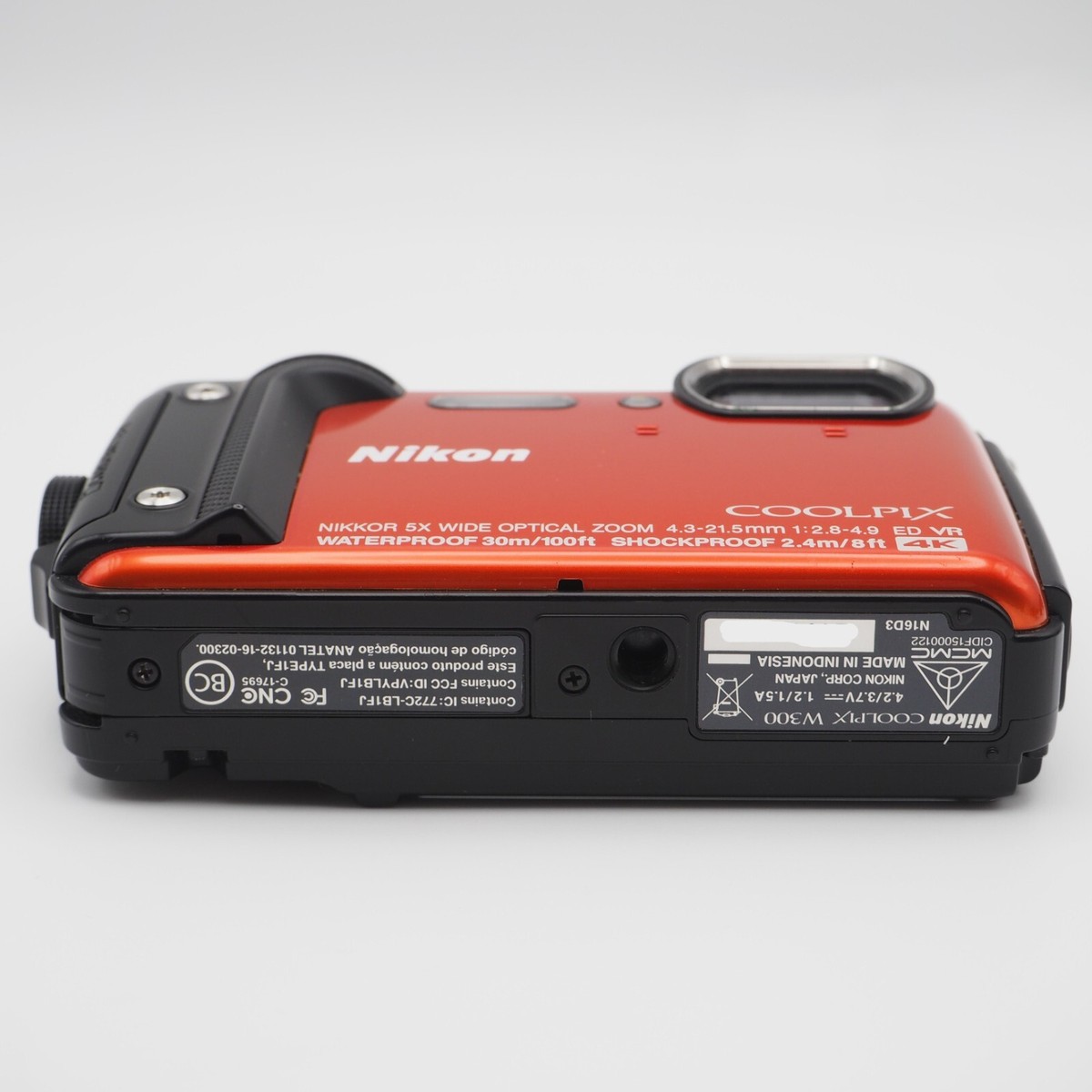 Near Mint] Nikon COOLPIX W300 Waterproof 4K w/Battery,Charger