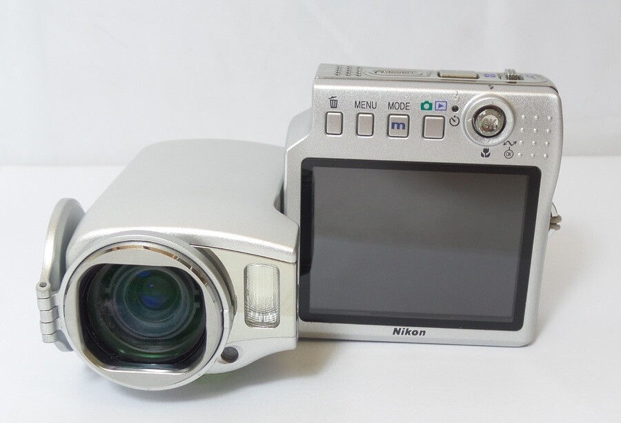 Nikon COOLPIX S10 6.0MP Digital Camera - Silver for sale online | eBay