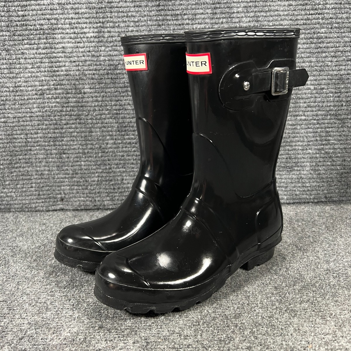 Hunter Boots Womens Size 6 Black Short Glossy Pull On Buckle Rain