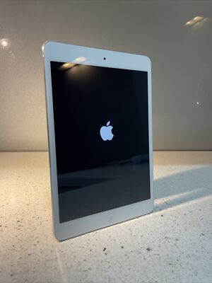 Apple iPad mini 1st Gen. 16GB Wi-Fi 7.9in - Silver Pl Check The