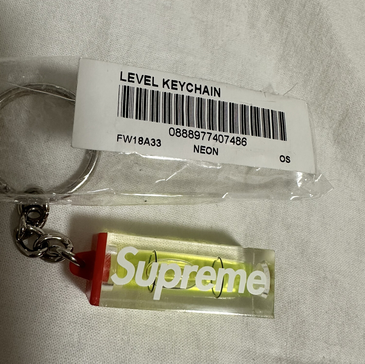 Supreme Neon Level Keychain FW18 Key Chain Box Logo Accessory NEW