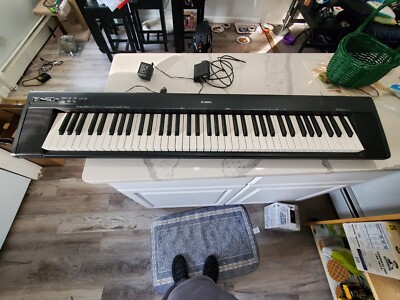 Yamaha Np-30 Portable Grand Piano. Works Great . Small Burn Top