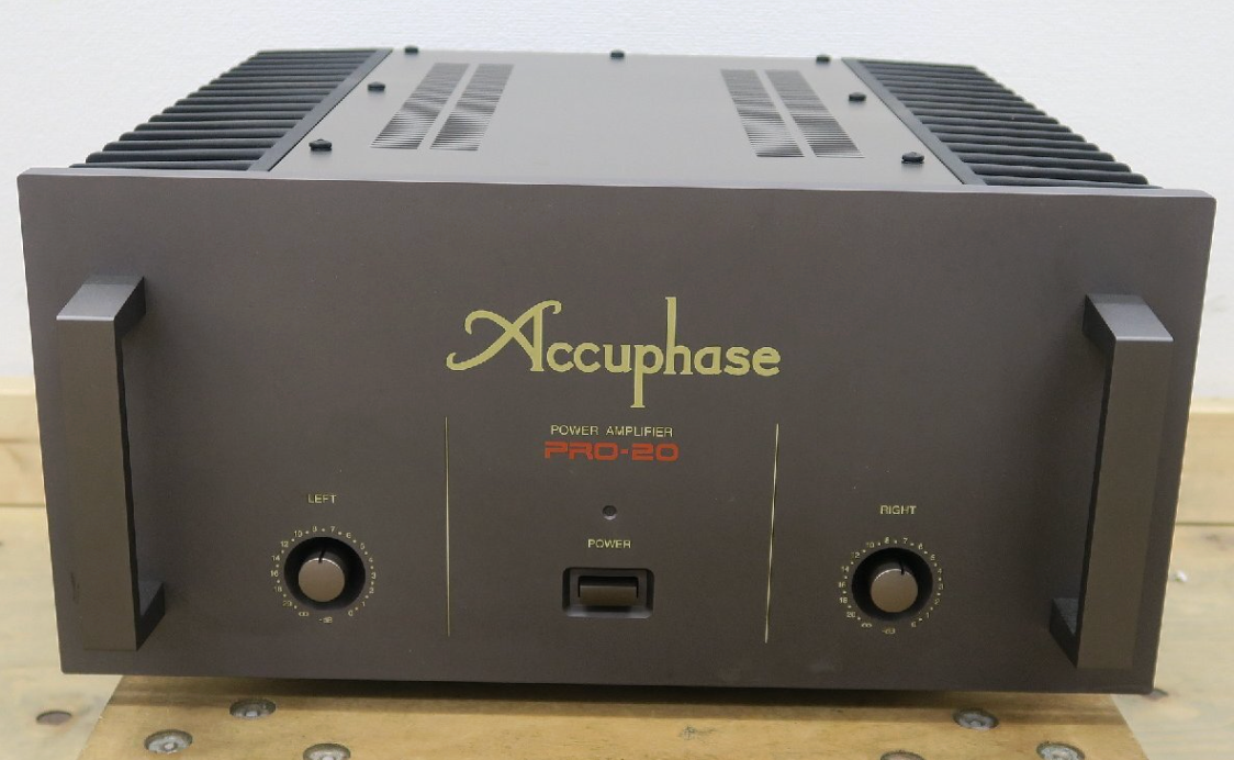 Accuphase PRO-20 Professional Power Amplifier AC110V/117V/220V