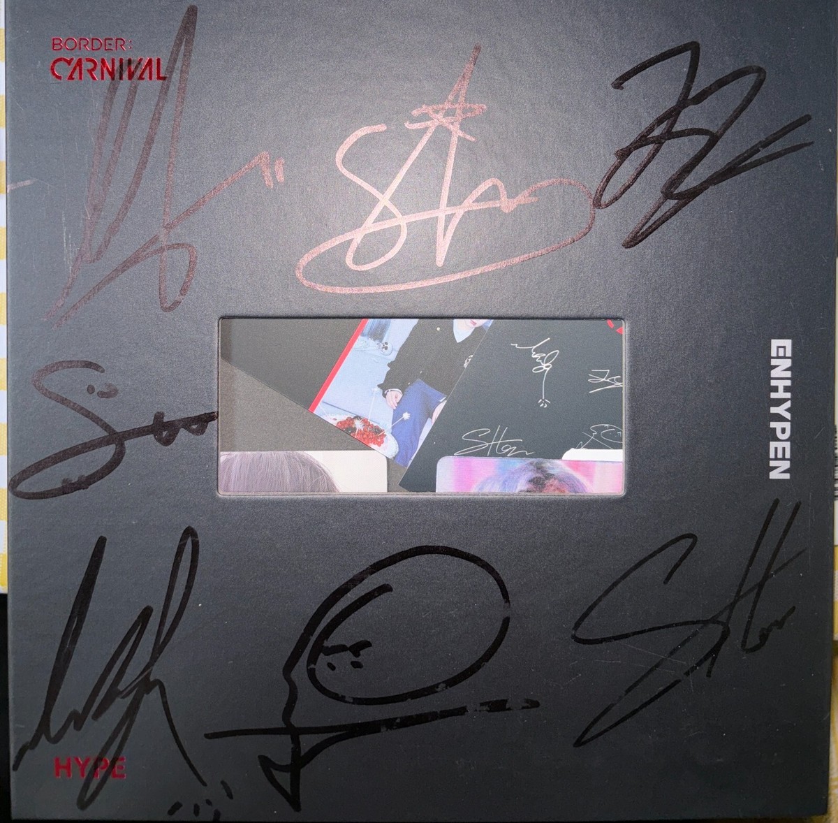 ENHYPEN [BORDER : CARNIVAL] Autographed Signed Promo Album MINT