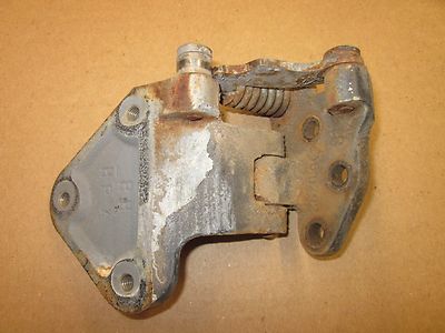 DATSUN 240Z, 260Z, 280Z, 280ZX LOWER DOOR HINGE OVERHAUL SERVICE