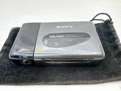 Sony Walkman WMD-DT1 Portable DAT Digital Audio Tape Player Made