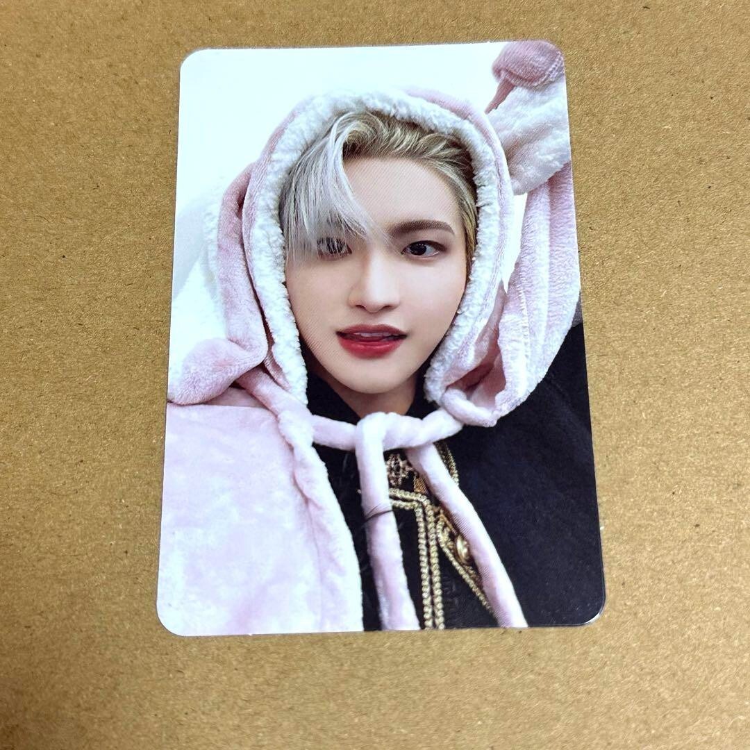 ATEEZ Seong Hwa Photocard Witness Makestar Lucky Draw pink rabbit