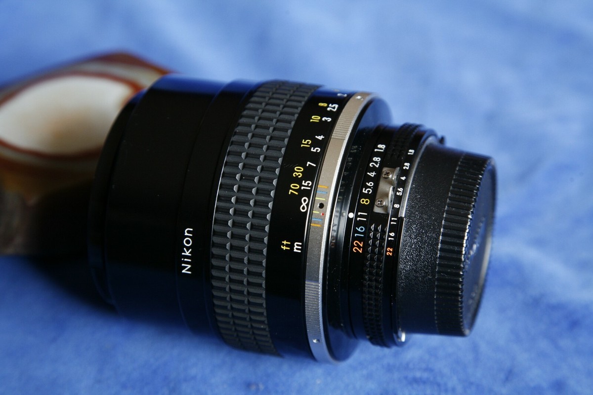 Nikon Nikkor 105mm f:1.8 AIS Lens, Mint | eBay