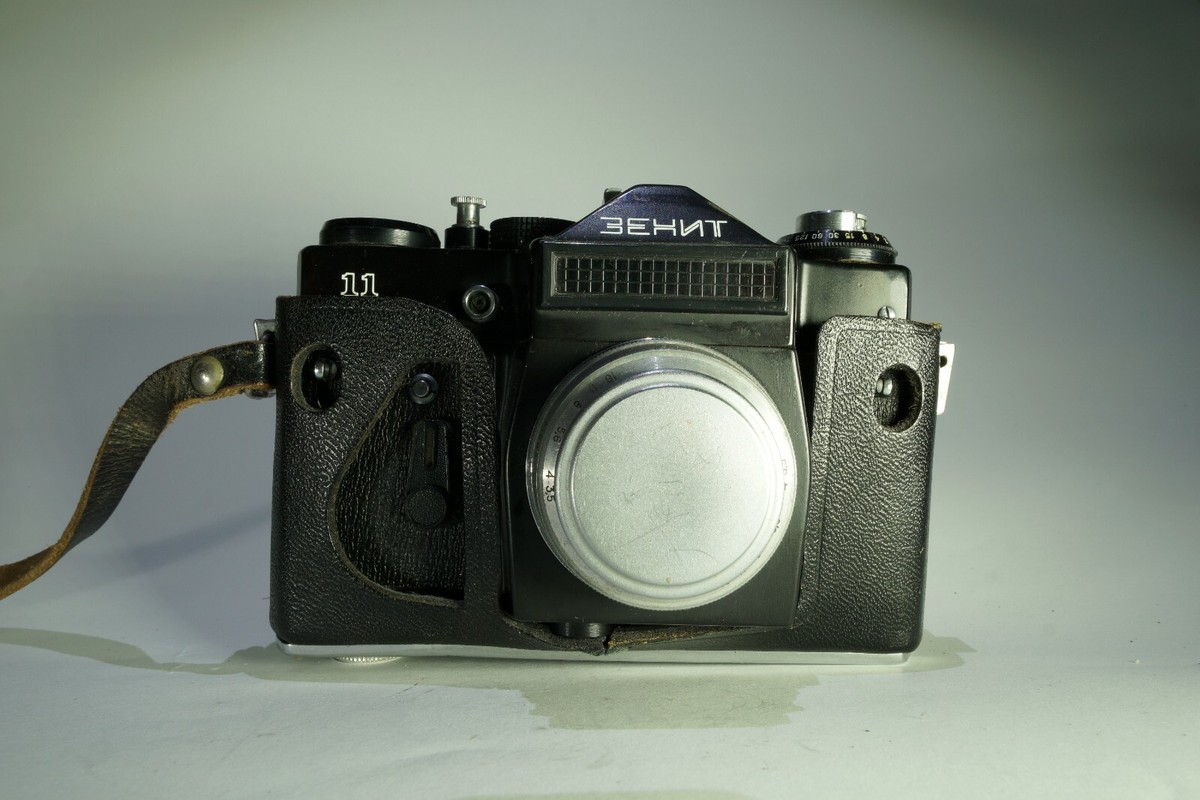 Zenit 11 INDUSTAR-50-2 50mm F3.5 フィルムカメラ Zenit 11 INDUSTAR