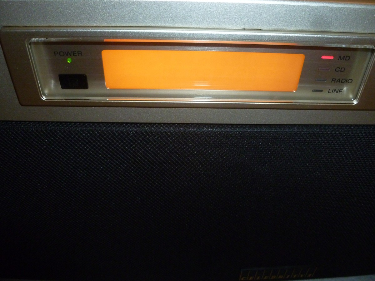 BOXED SONY MD-7000 MD CD STEREO CELEBRITY 30TH ANNIVERSARY