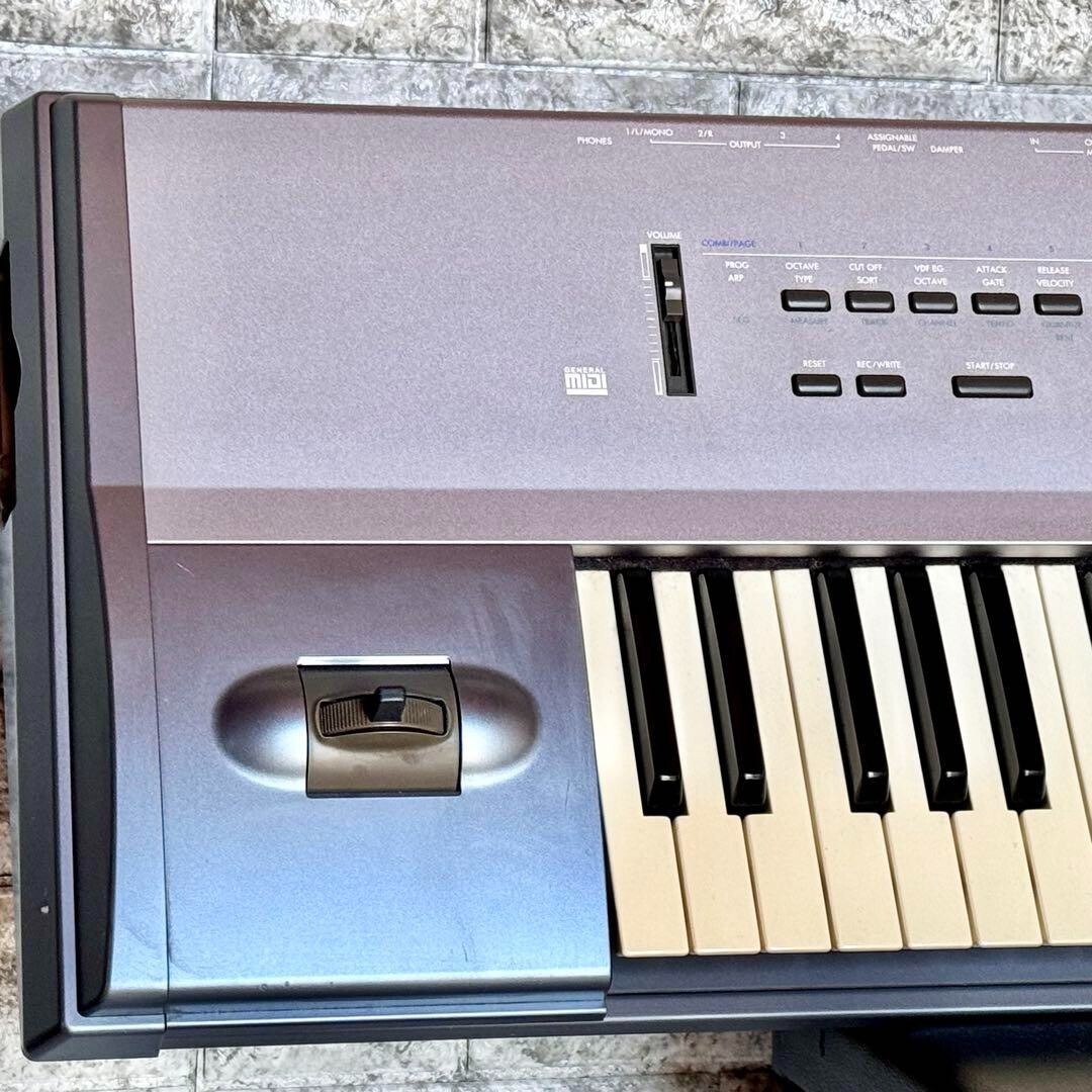 KORG N364 Music Workstation 61-Key Keyboard Synthesizer Music