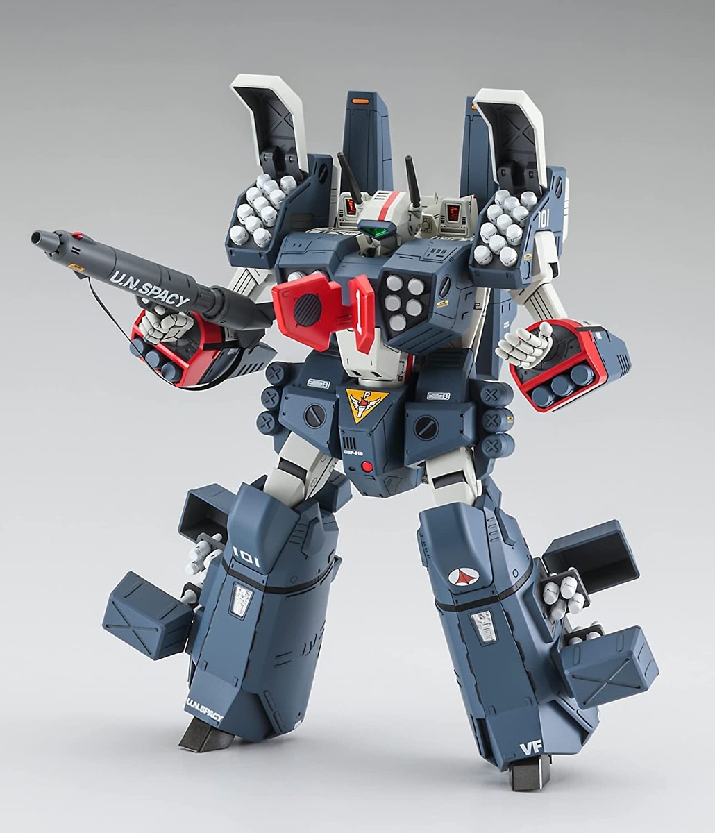 Hasegawa Super Dimension Fortress Macross VF-1J Armored Valkyrie