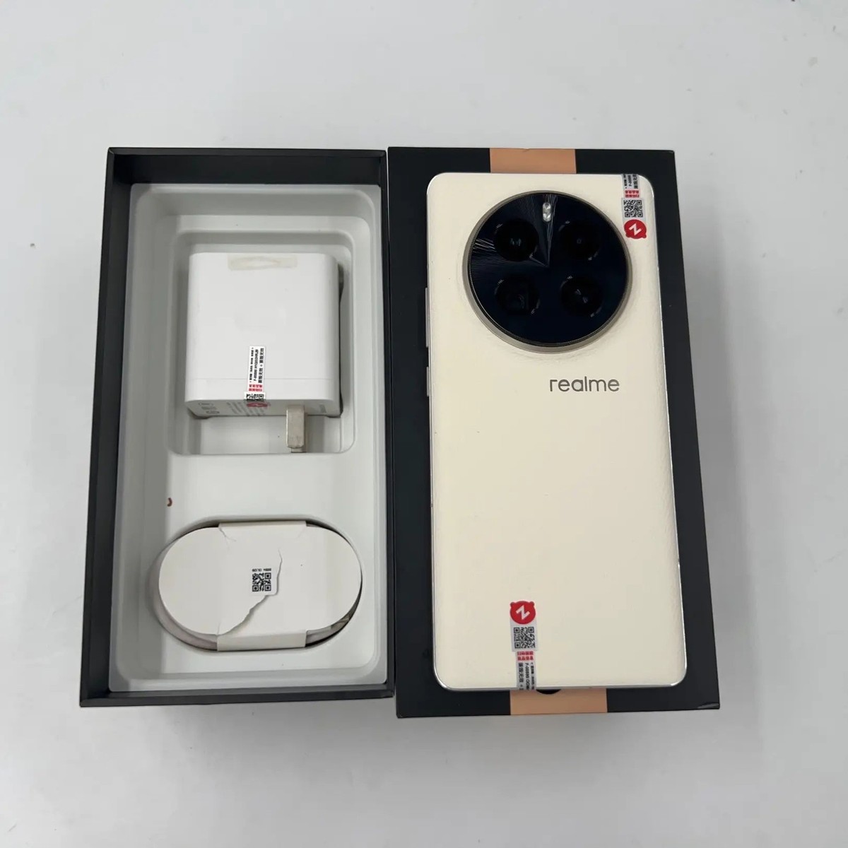 Realme GT5 Pro 6.78'' 50MP 256GB 512GB 1TB Android 14 Snapdragon