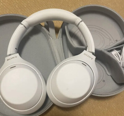 SONY WH-1000XM4 Bluetooth wireless Headphones Silent White Limited